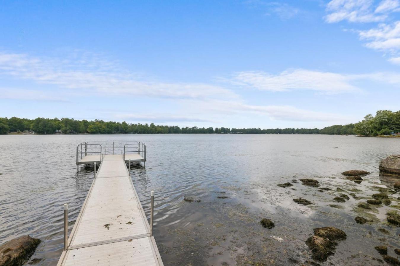 4br Poconos Escape W Hot Tub, Game - Ps5 * Tobyhanna